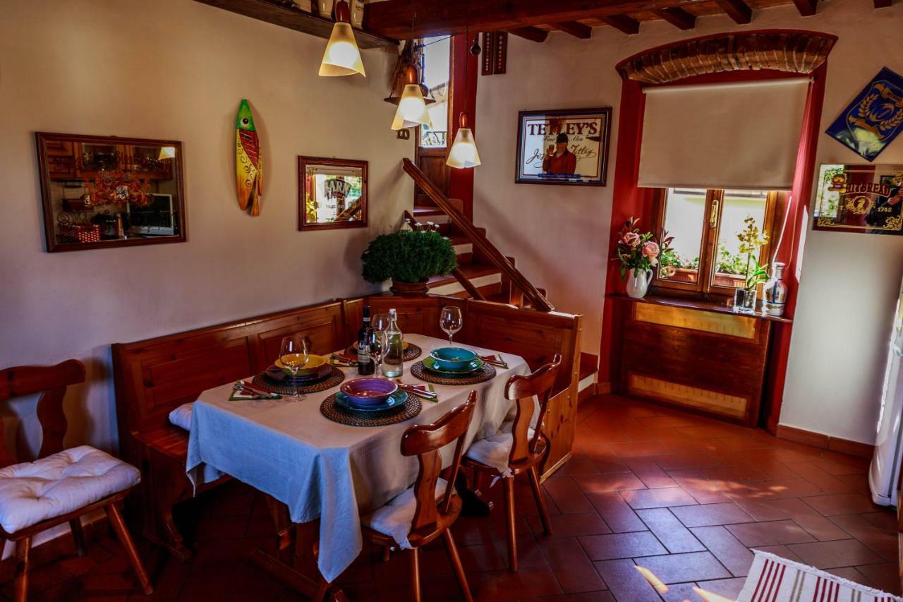 Villa "Corte De' Baldi" Ortignano Raggiolo ภายนอก รูปภาพ